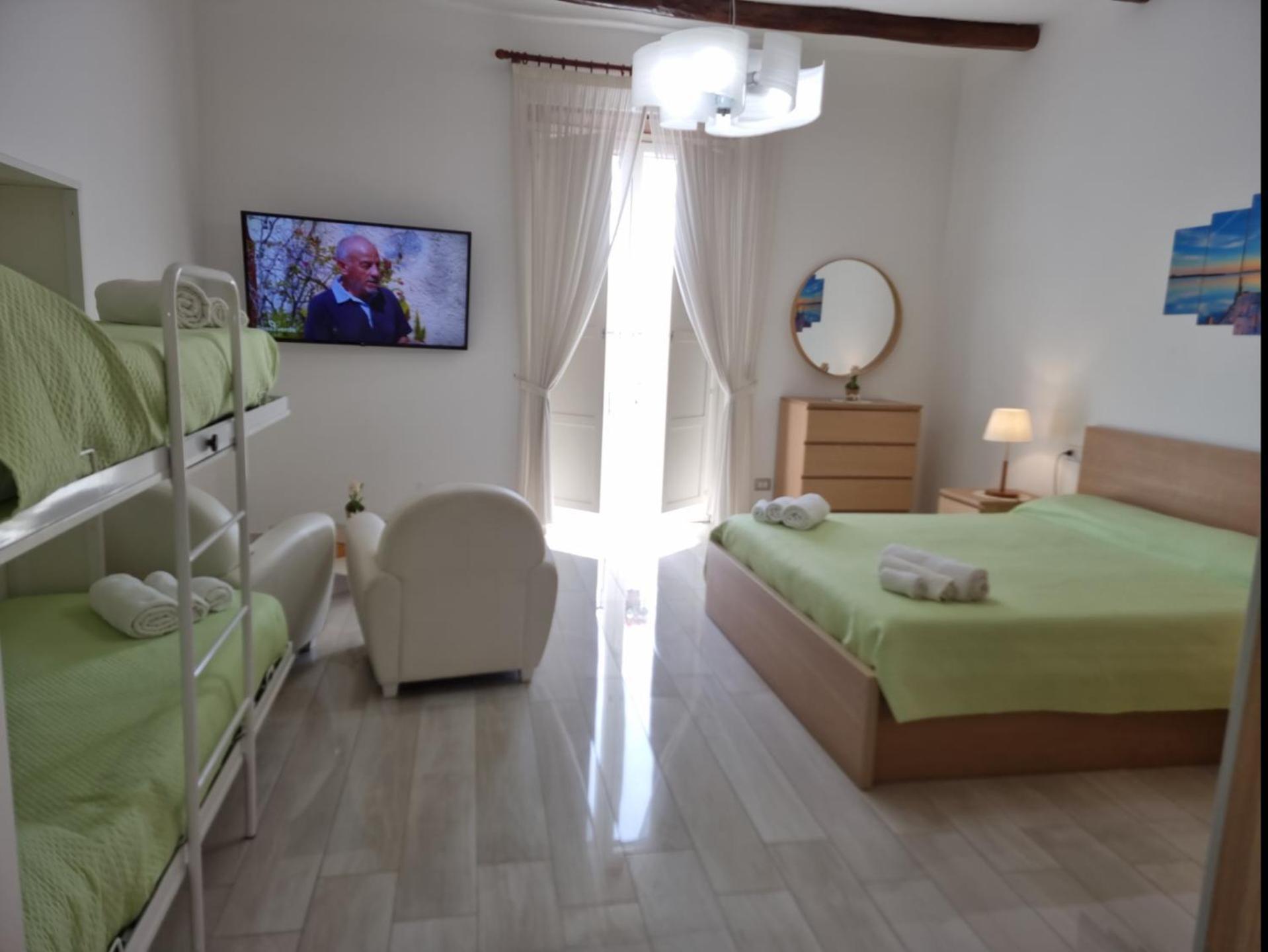 Al Teatro Verdi Luxury Apartment Salerno Exterior photo